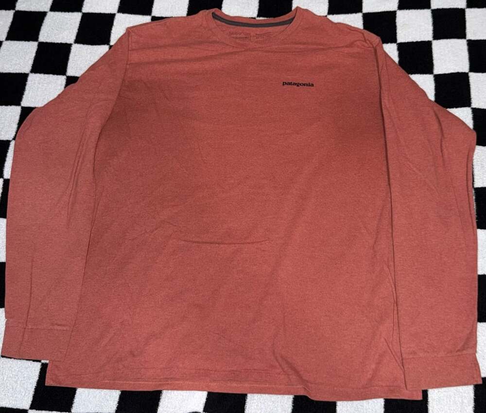 Patagonia Men's Long-Sleeved P-6 Logo Responsibili-Tee Rust Orange XL